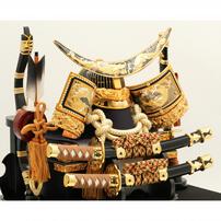 【五月人形】兜飾り ケース飾り「伊達政宗彫金龍」（538009）コンパクト 男の子 端午の節句 トイザらス・ベビーザらス限定【メーカー直送】