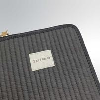 ヌビ マルチケース 無地 チャコール